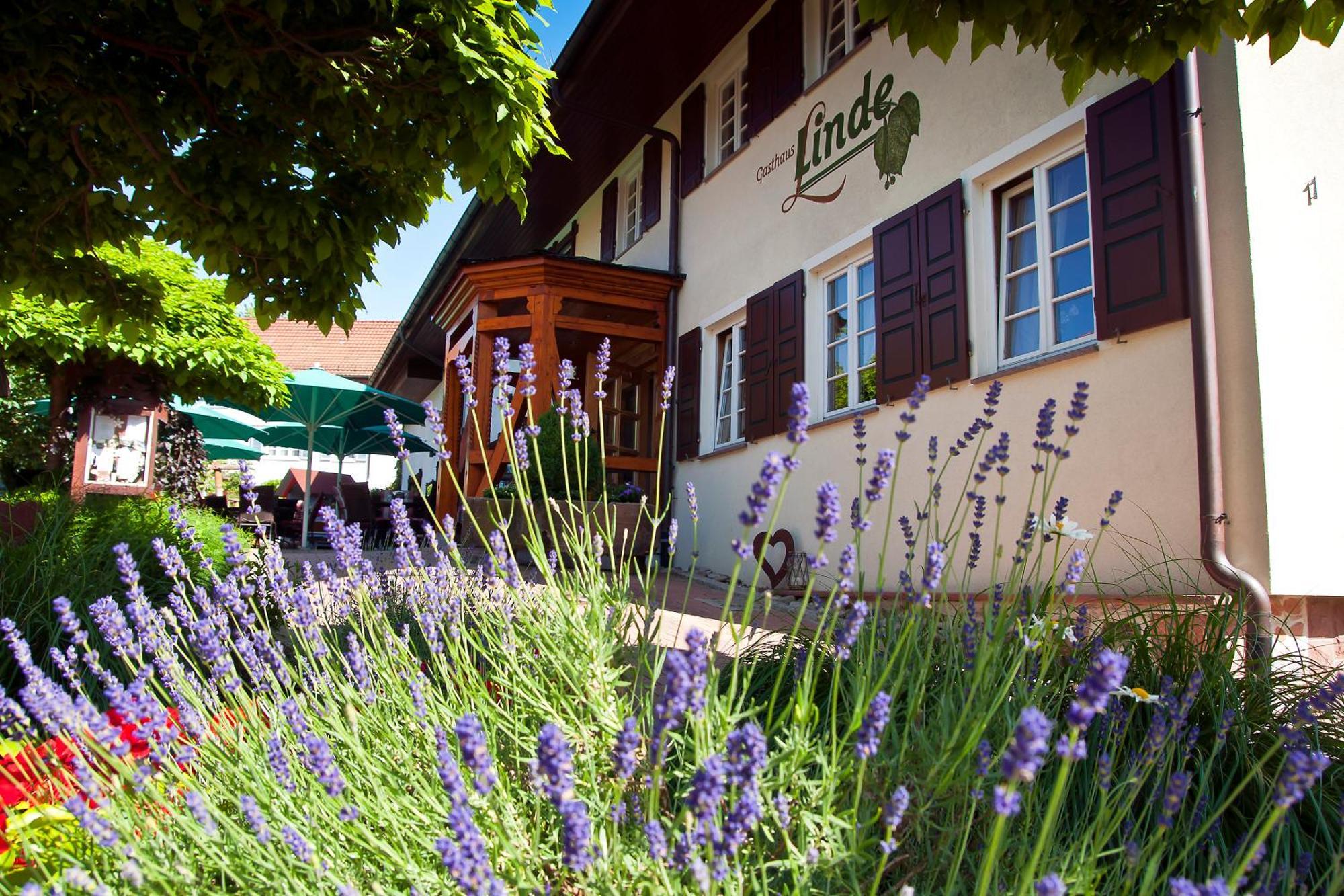 Gasthaus Linde Hofstetten  Exterior photo